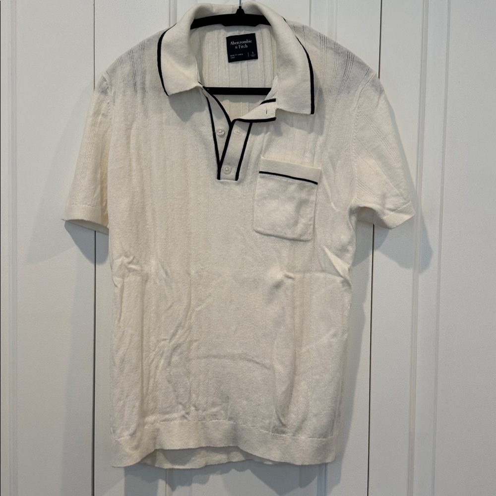 Abercrombie & Fitch Men's 3 button sweater Polo Shirt